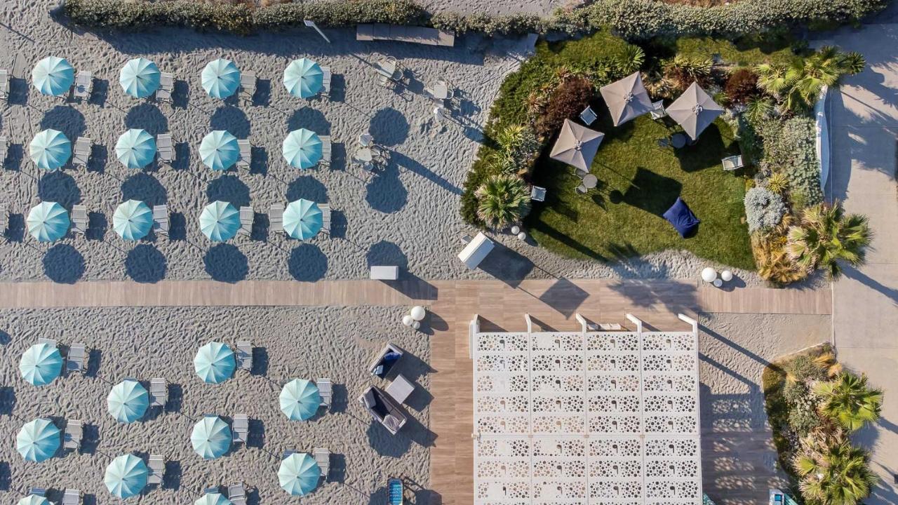 Blu Suite Resort เบลลาเรีย-อีเจอา มารีนา ภายนอก รูปภาพ